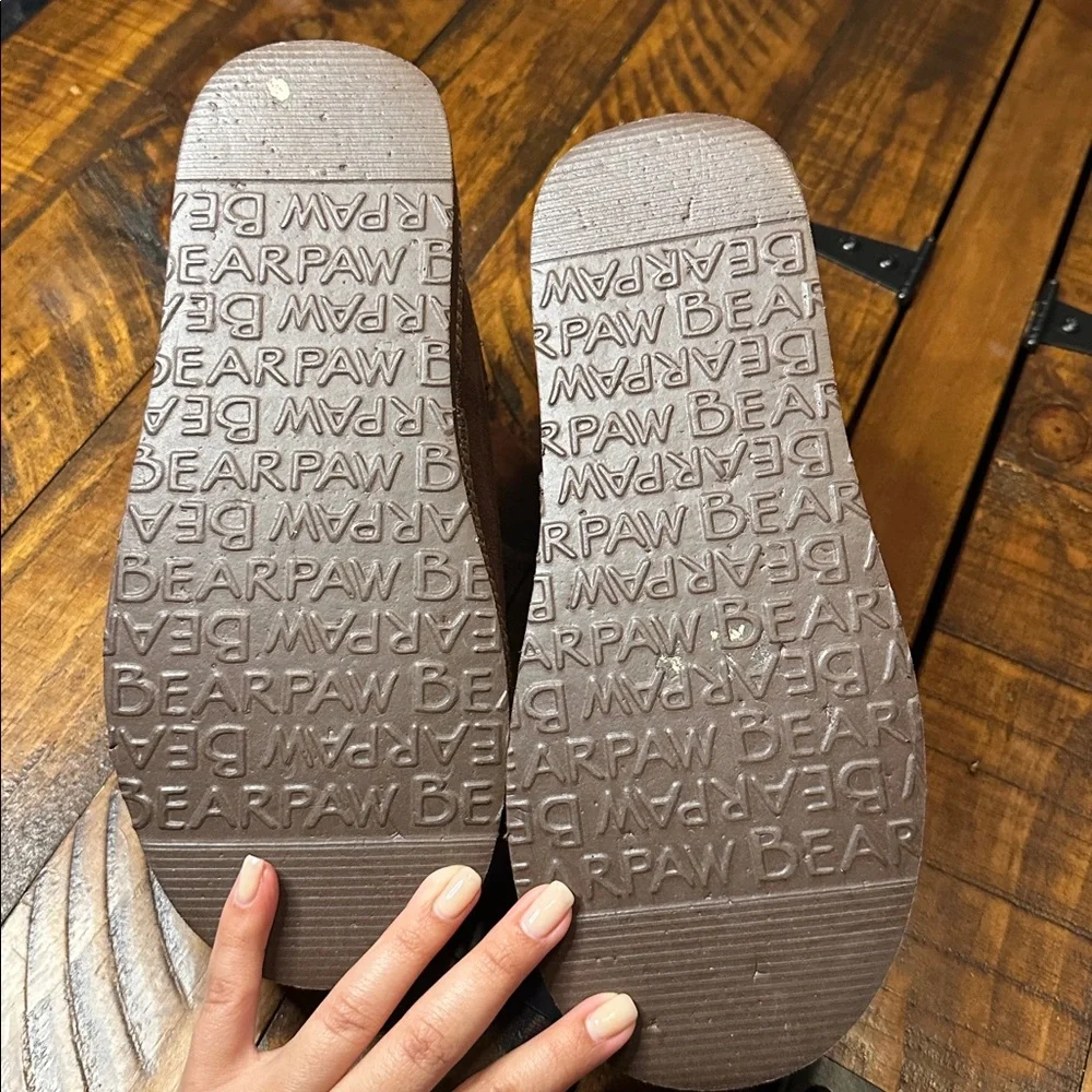 Bearpaw Caroline Suede Platform Slippers - Women's Size 8 Like New